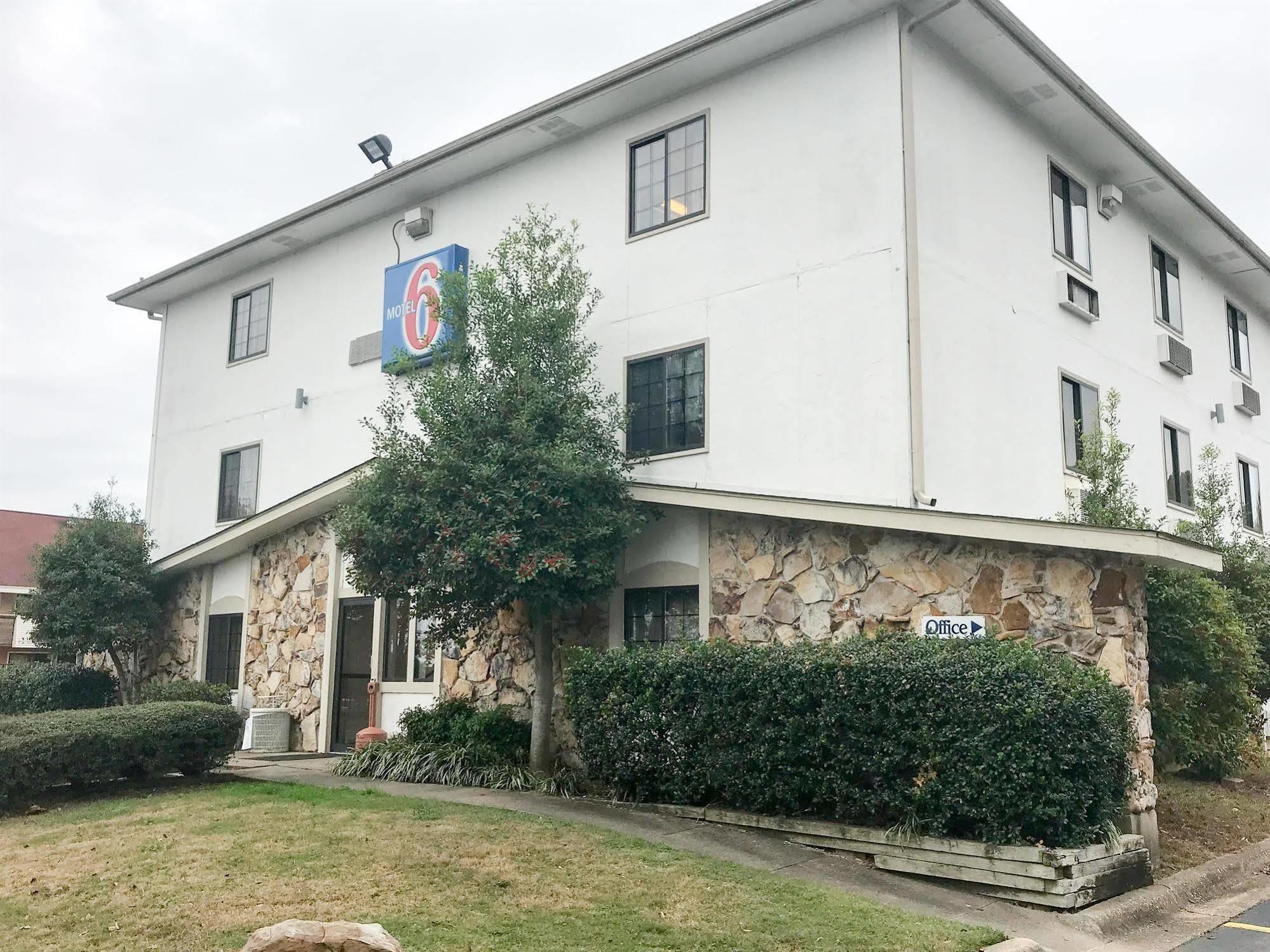 Motel 6 Little Rock South Exteriör bild